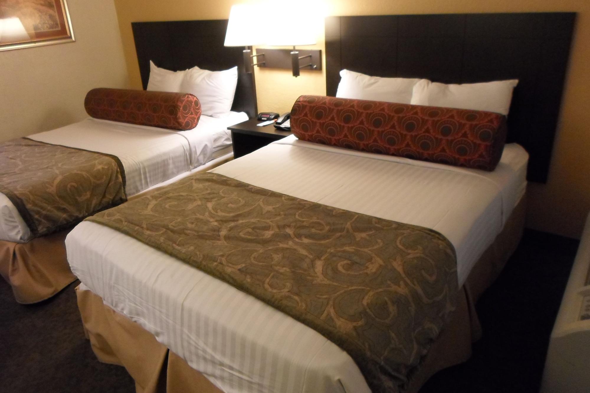 ฮาวเวิร์ด จอห์นสัน บาย วินด์แฮม ลาสเวกัส เนียร์ เดอะ สตริป Motel ภายนอก รูปภาพ