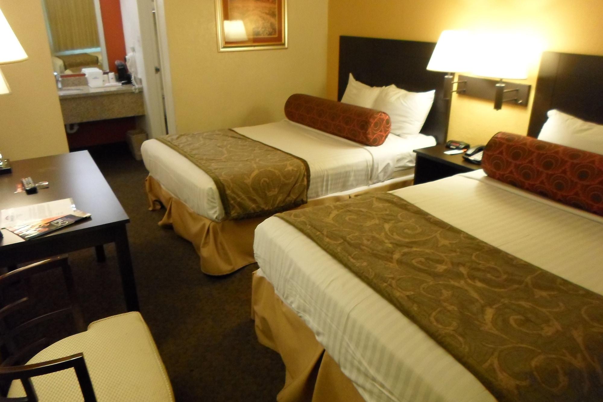 ฮาวเวิร์ด จอห์นสัน บาย วินด์แฮม ลาสเวกัส เนียร์ เดอะ สตริป Motel ภายนอก รูปภาพ