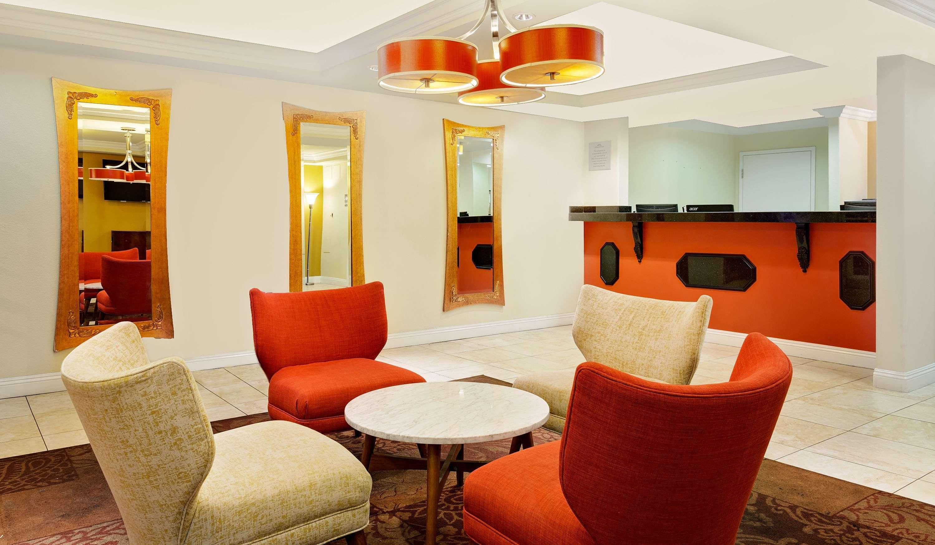 ฮาวเวิร์ด จอห์นสัน บาย วินด์แฮม ลาสเวกัส เนียร์ เดอะ สตริป Motel ภายนอก รูปภาพ